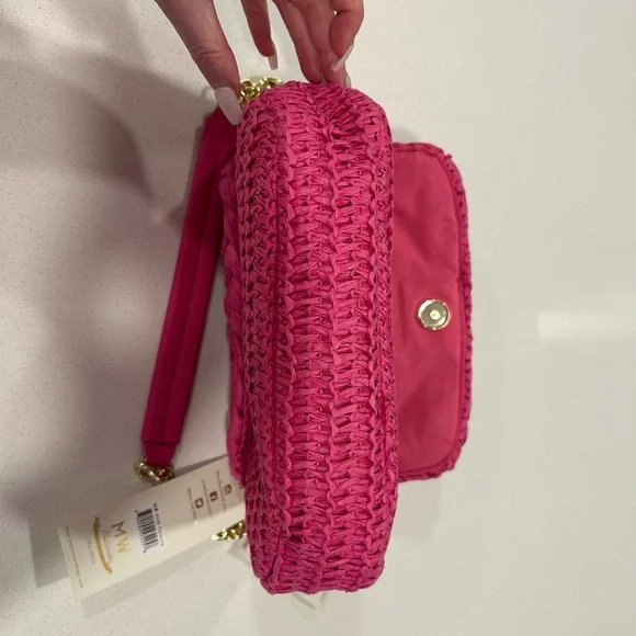 Madison West NWT Pink Woven Handbag with Gold Chain - Picture 3 of 13
